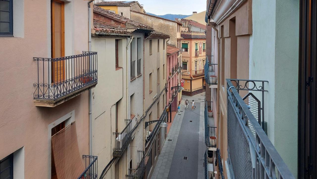 Precioso Apartamento Duplex En El Centro De Olot Exterior foto